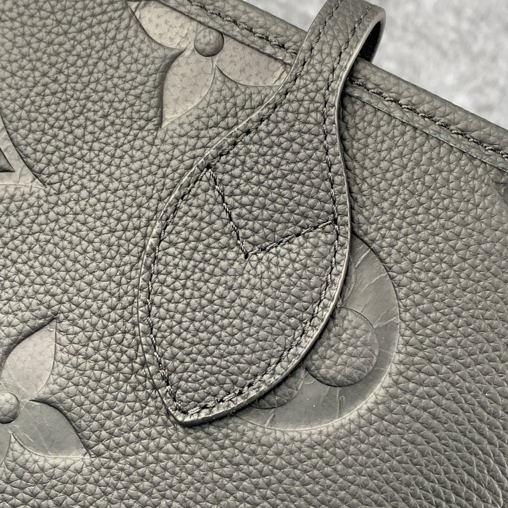 LV Neverfull MM (31 x 28 x 14 cm)