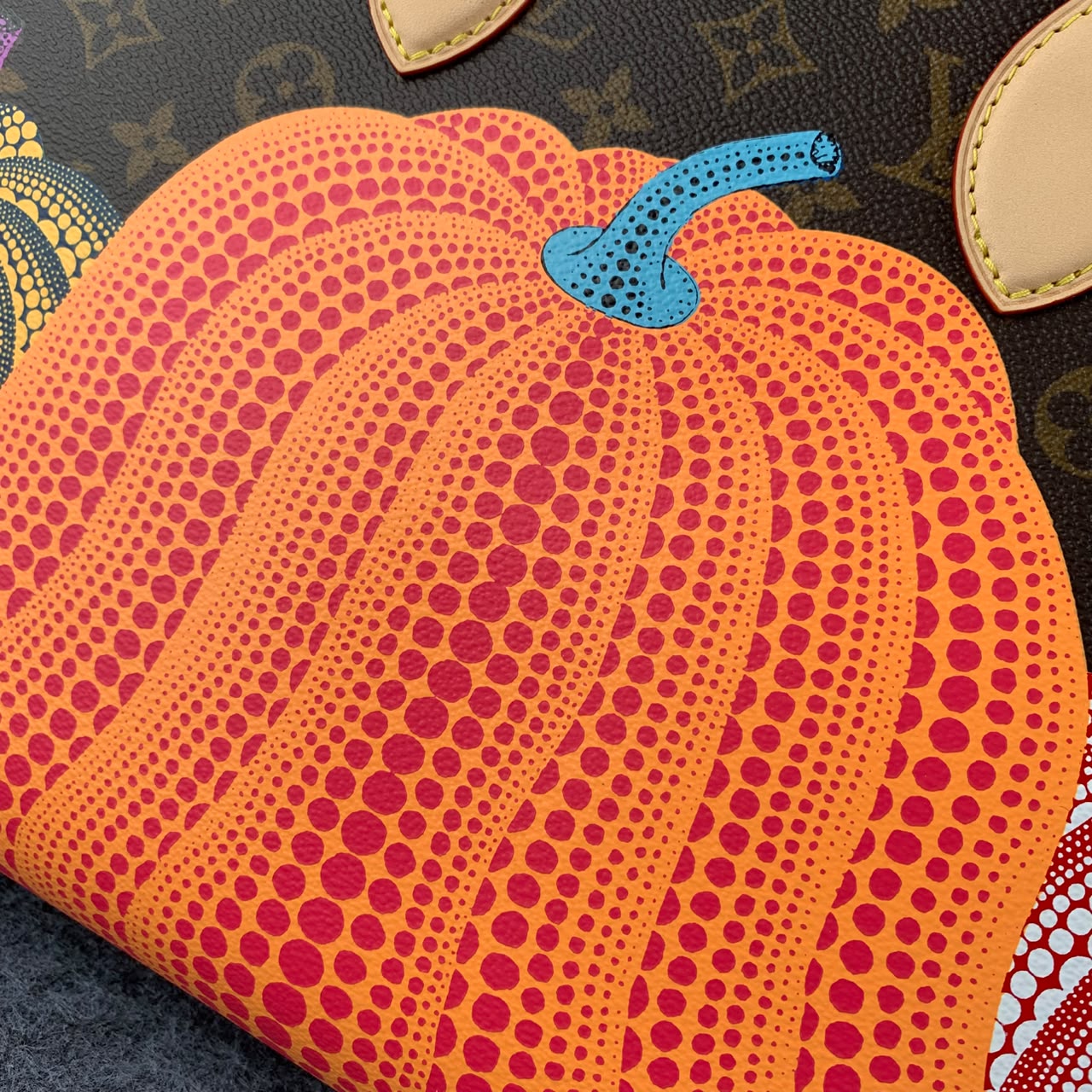 LV YK Onthego PM Pumpkin Print