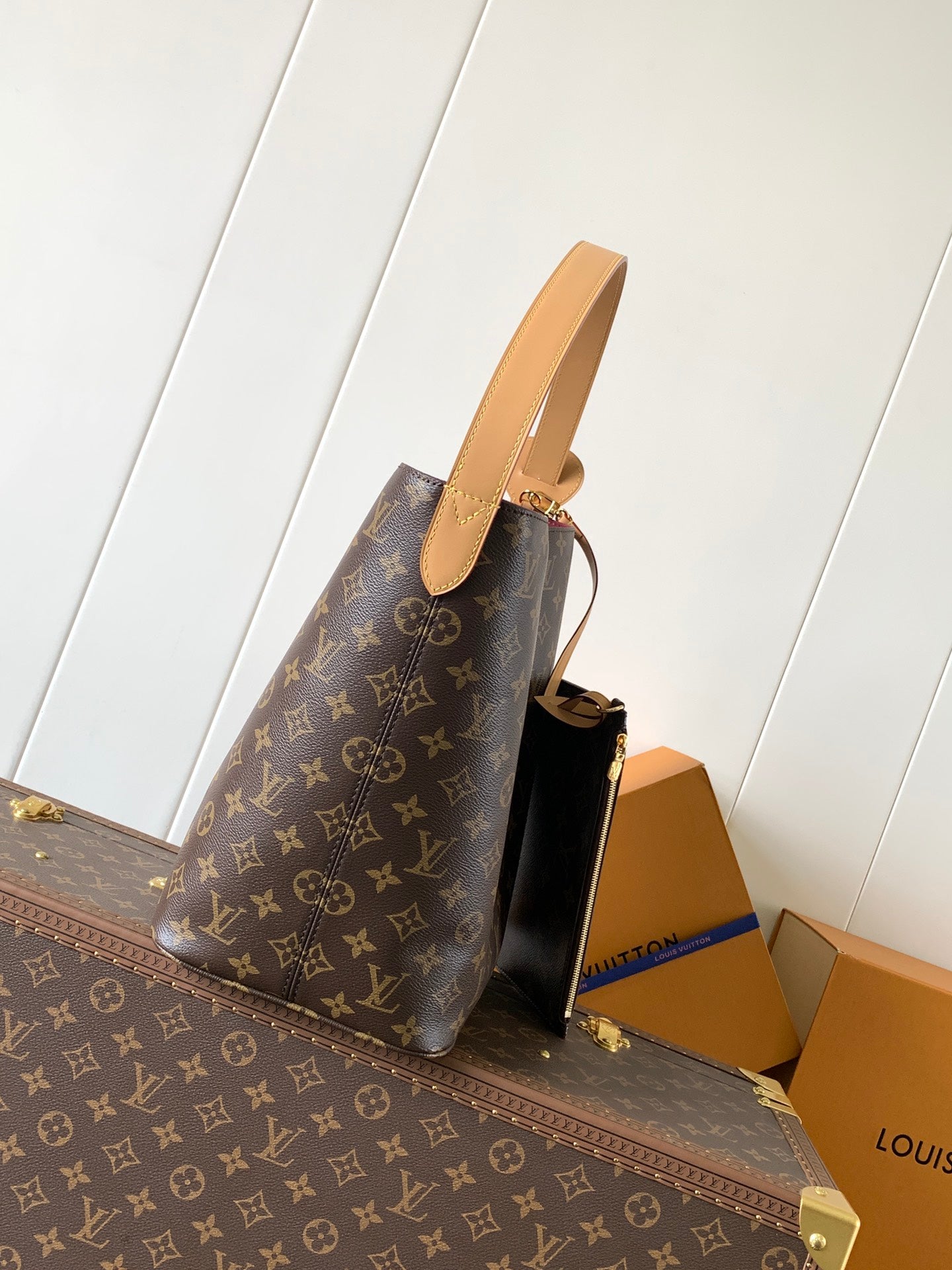 LV Tote Bag